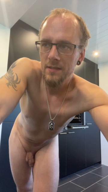 fkk_sven2  14-09-2021 Recorded Video Topless
